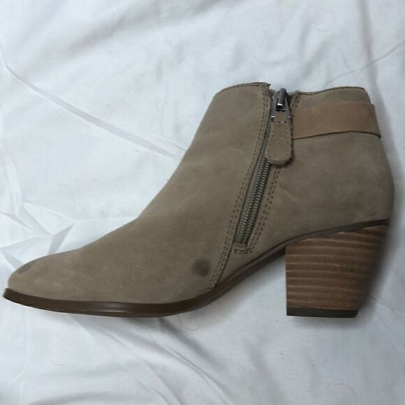 Guess Tan Leather Booties. Size 7. - Picture 7 of 13